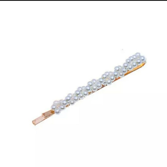 3 Piece Pearl Hair clips - Picture 2 of 4